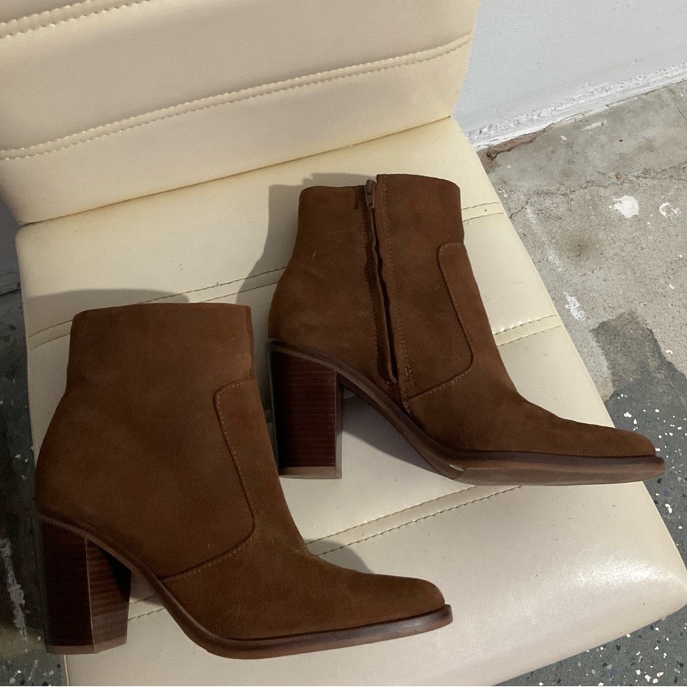 Women’s brown ankle boot heels.